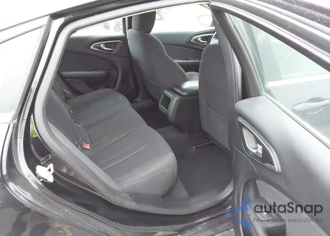 2015 Chrysler 200 Limited z USA, uszkodzony, nr VIN 1C3CCCAB6FN646052